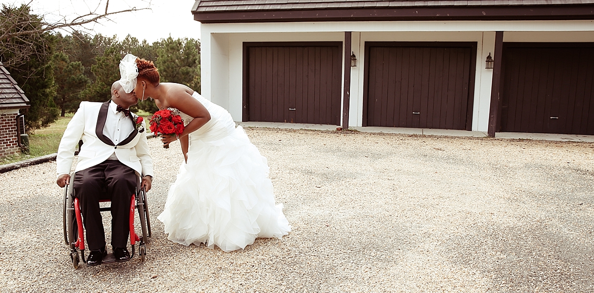 Williamsburg Winery Wedding Photographer | Michelle and Ahijah’s Amazing Wedding!