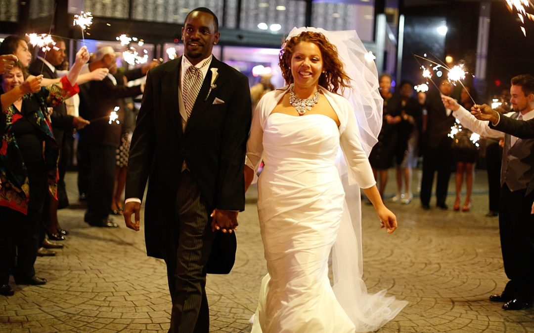Norfolk Plaza Hotel Wedding Photographer |  Michelle and Jason’s Amazing Wedding!